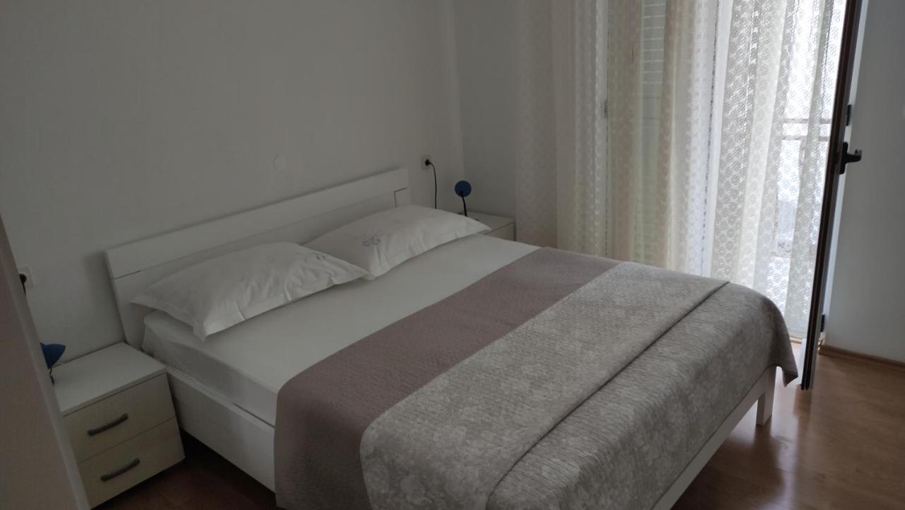 Apartmani Pjera Promajna Bagian luar foto